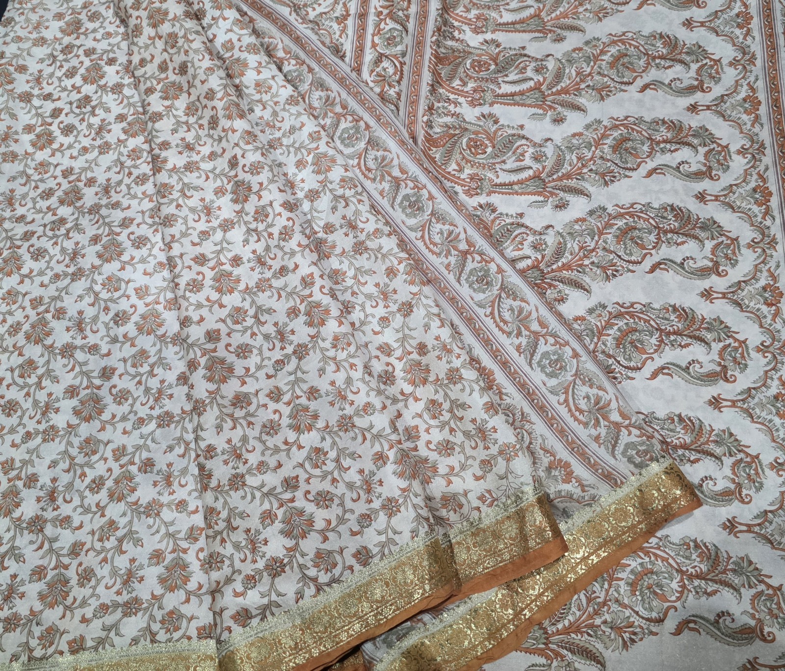 Vintage Silk Saree, 100% Pure Silk Fabric, 5 Yards Ethnic Indian Printed Sari