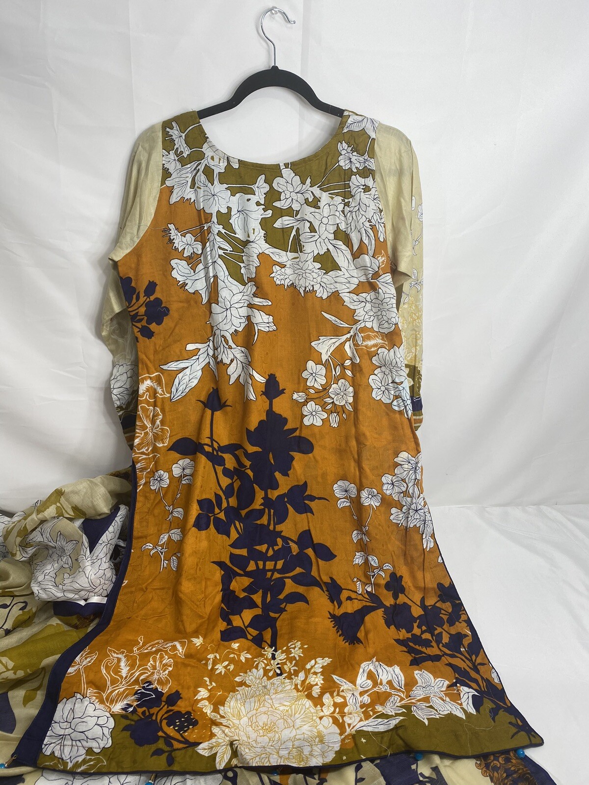 Printed Embroidery Cotton Net Jacquard Kameez Shalwar Lawn Dupatta Bust 40 Pakis