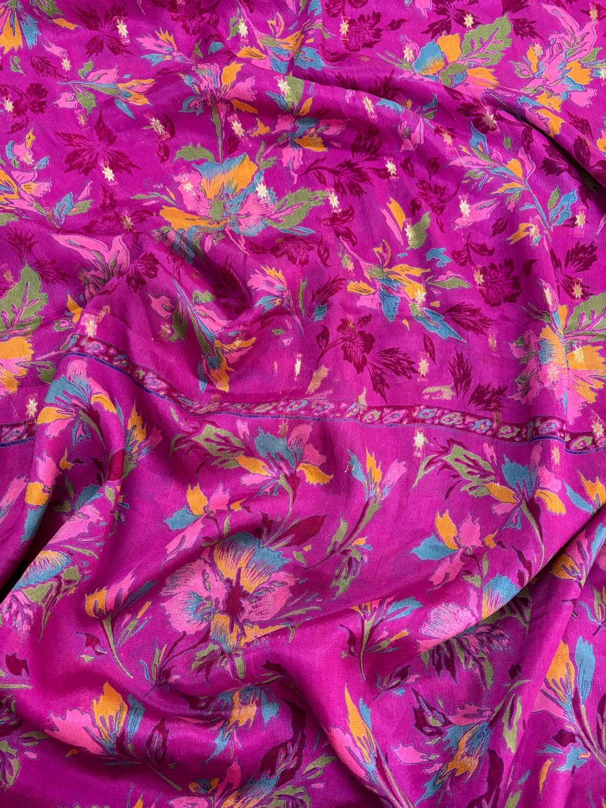Vintage Chiffon Silk Saree, Lightweight Fabric for DIY & Sewing CS1202