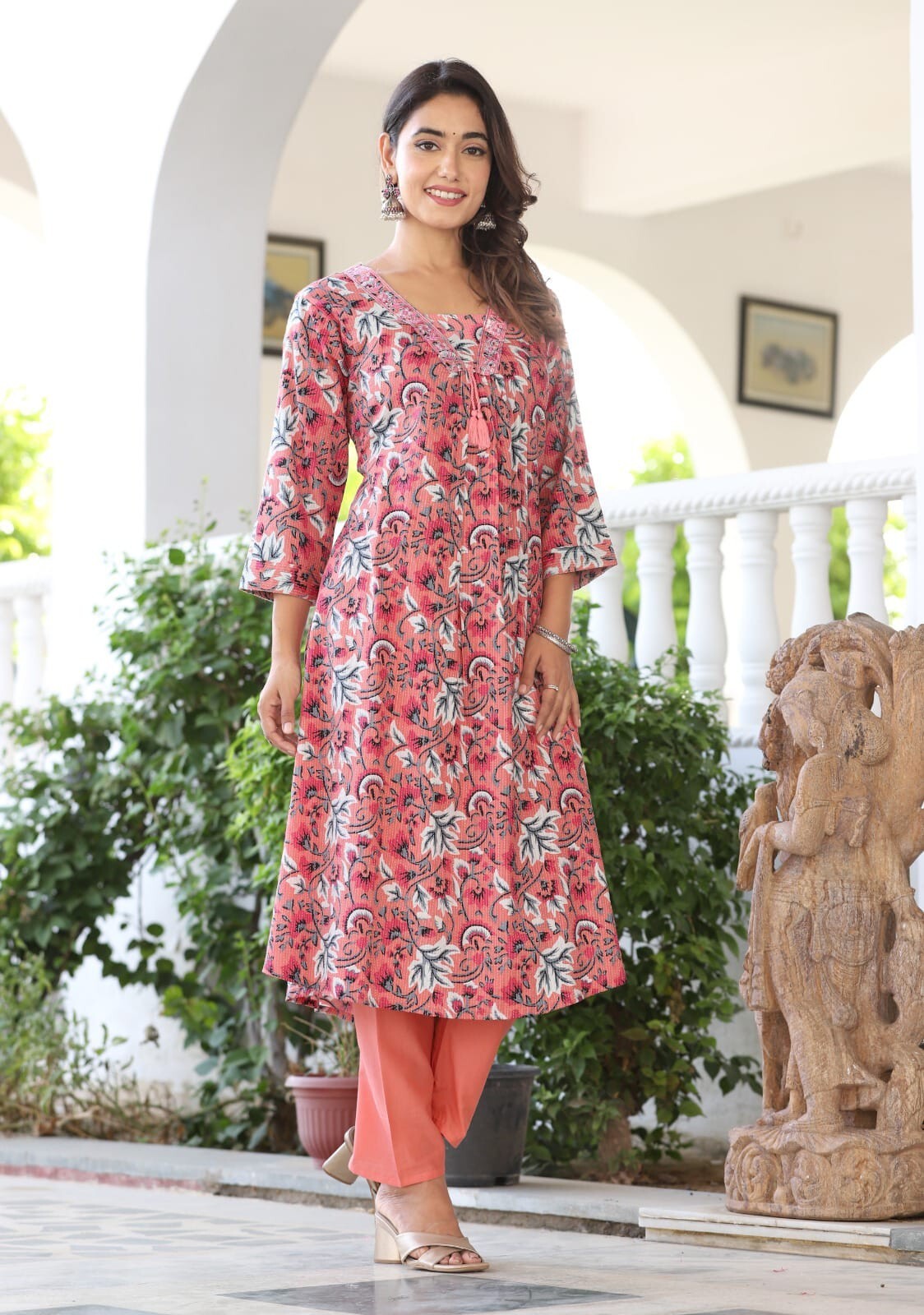 Pink floral kurta pant set for women, party wear, casual, outing, birthday.