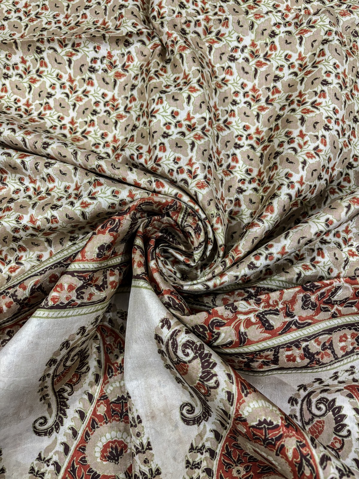 Vintage Silk Saree | Recycled Indian Sari Fabric | Craft Dress Material SS2070