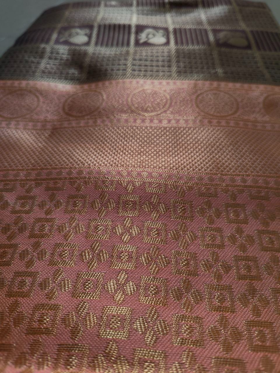 Women’s Woven Design Zari Work Jacquard Silk Saree With Unstitched Blouse Piece