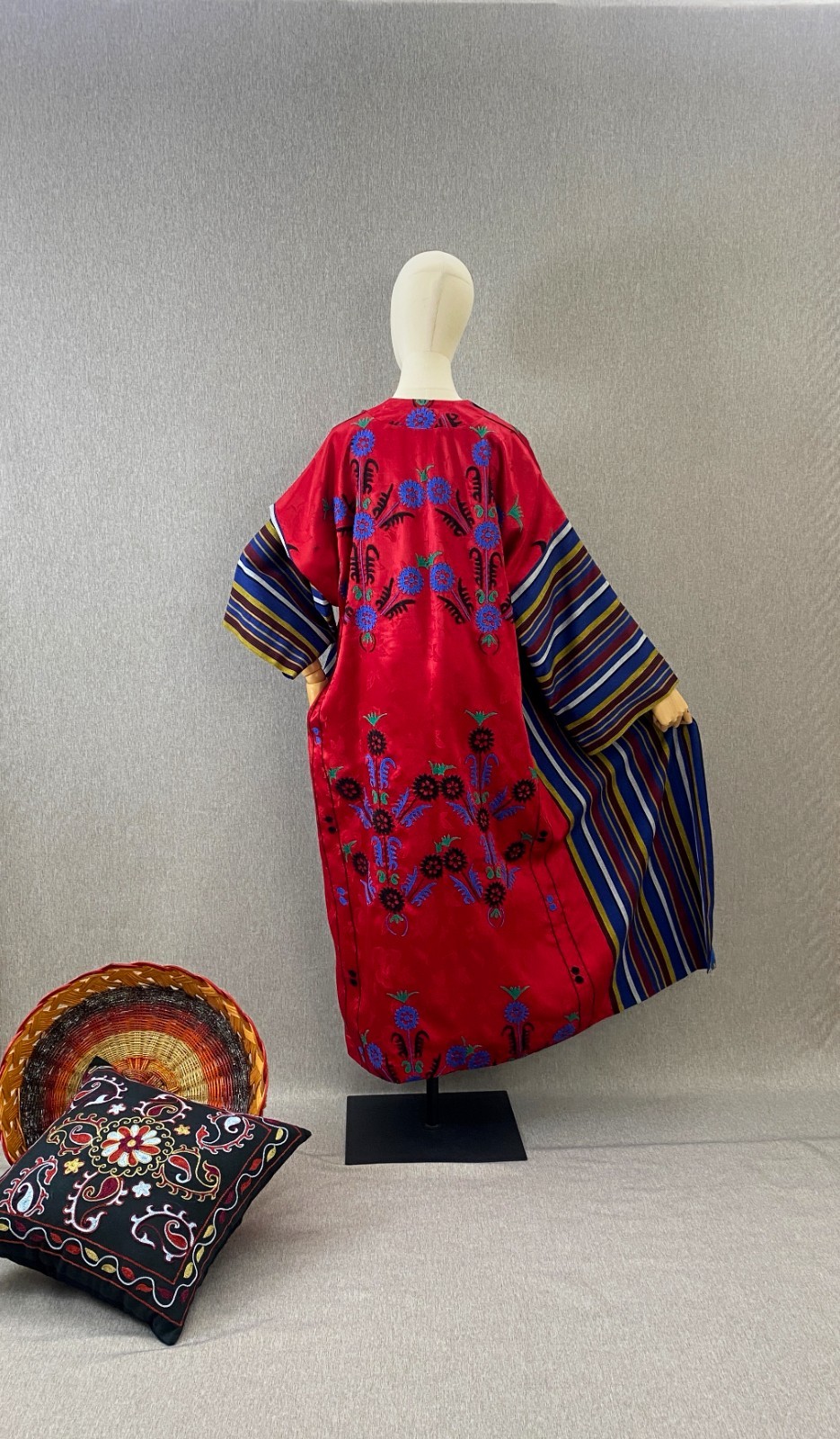 Vintage Uzbek Suzani Chapan Robe Jacket Embroidered OOAK Boho Ethnic Coat Kimono