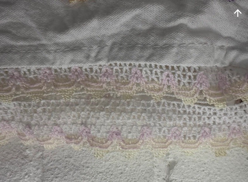 Embroidered Mexican Blouse In White Colored Flowers Size Per Measurements XS/S
