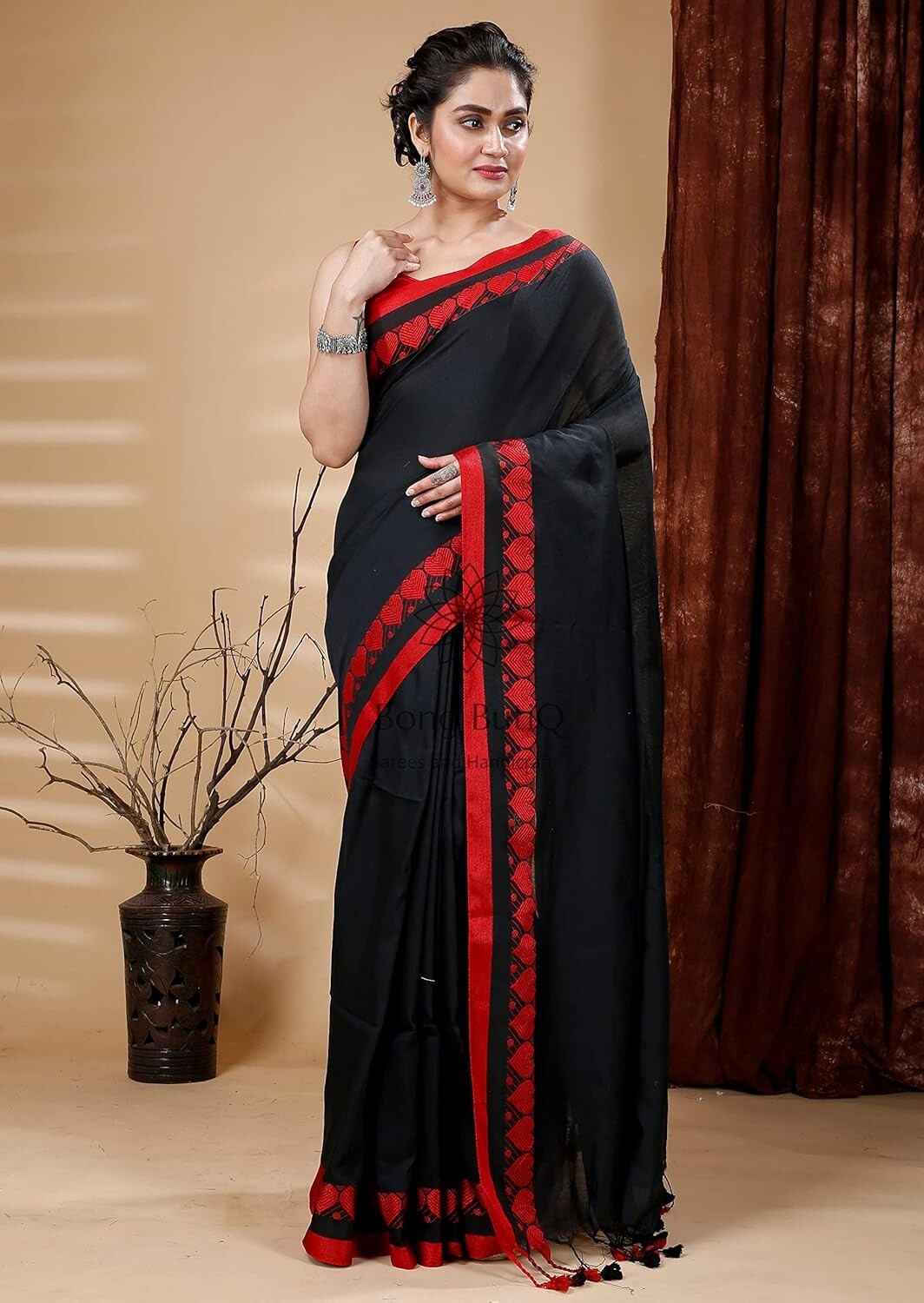 Women’s Woven Heart Motif Handloom Cotton Blend Saree