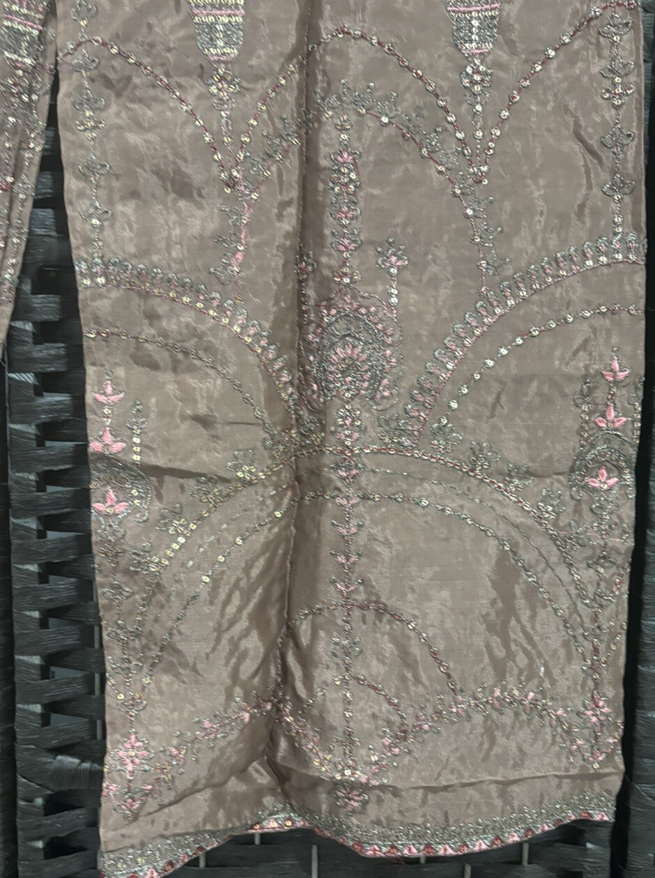 Ladies Ethnic Pakistani Net And Silk Salwar Kameez 3-PC suit Medium size