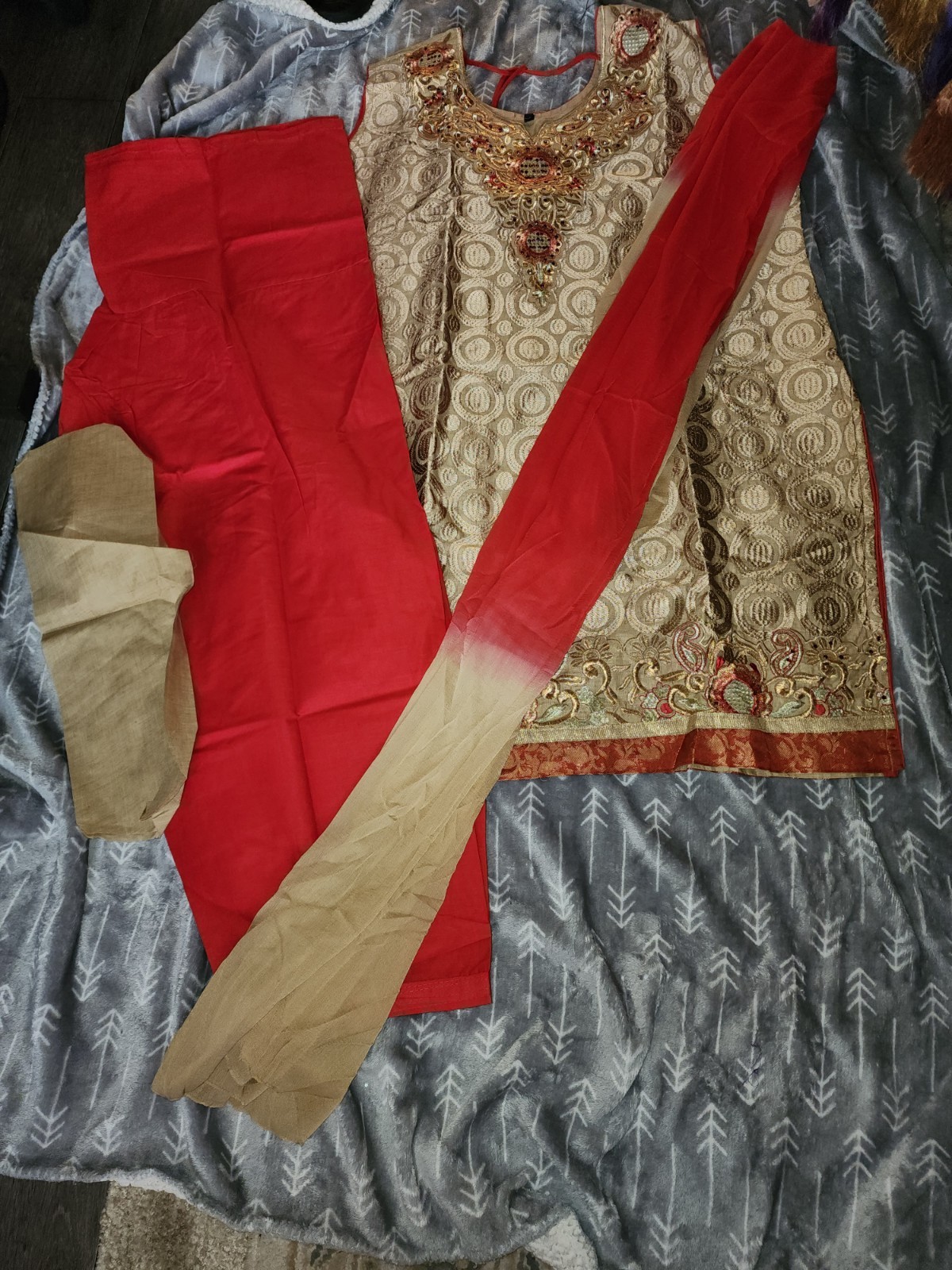 Patiala Salwar Dupatta Set Women’s XXL NEW Ready to Wear (W Sleeve Material)