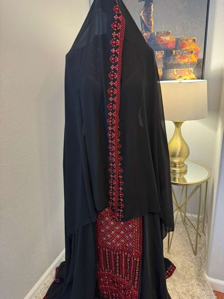 Marina Thobe Set – Women’s Embroidered Dress, Perfect for Eid, Abaya, Ramadan