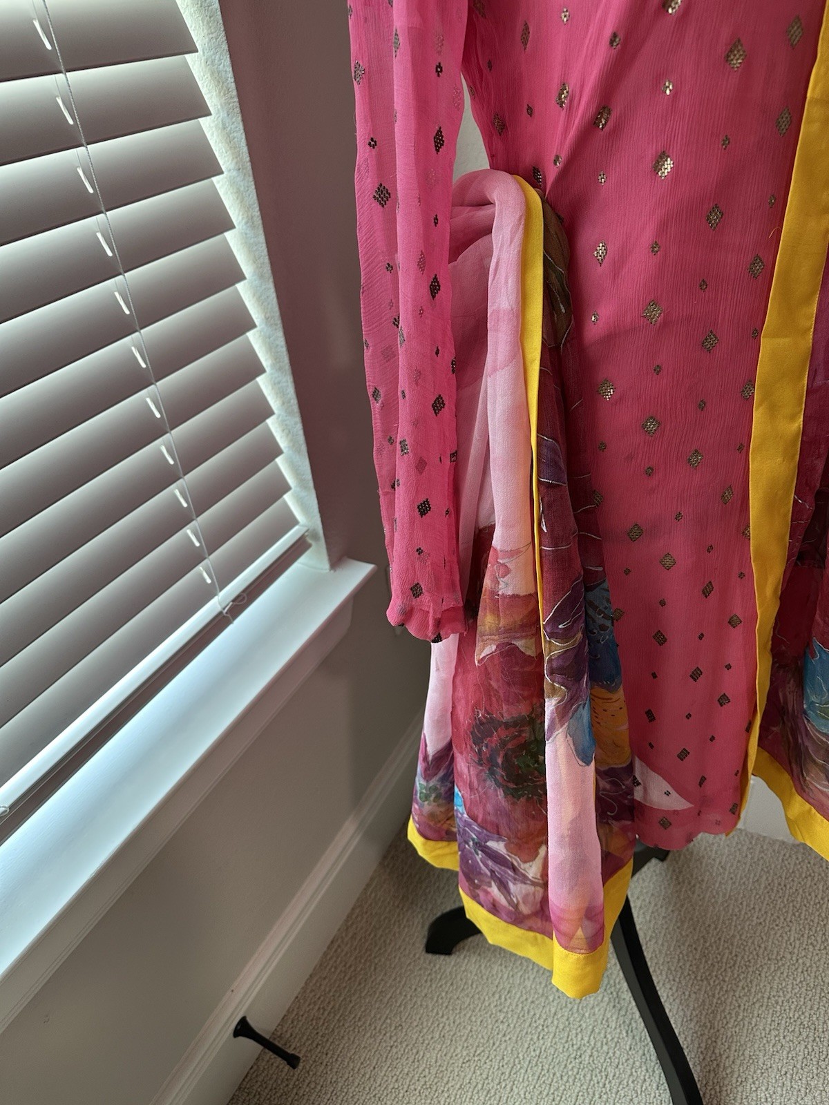 Designer Pakistani luxury collection. Size medium to large Worn Just Ones