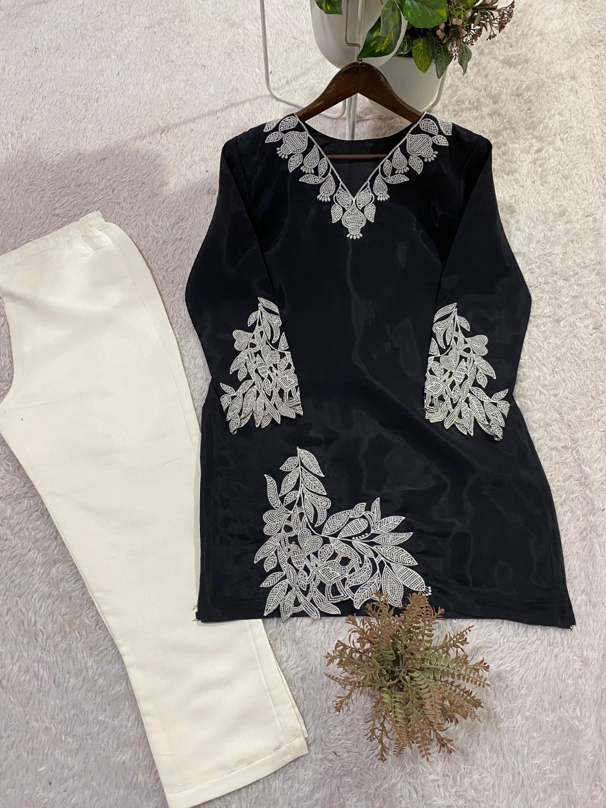 SALWAR KAMEEZ PAKISTANI INDIAN WEDDING PARTY WEAR DRESS BOLLYWOOD SUIT SHARARA