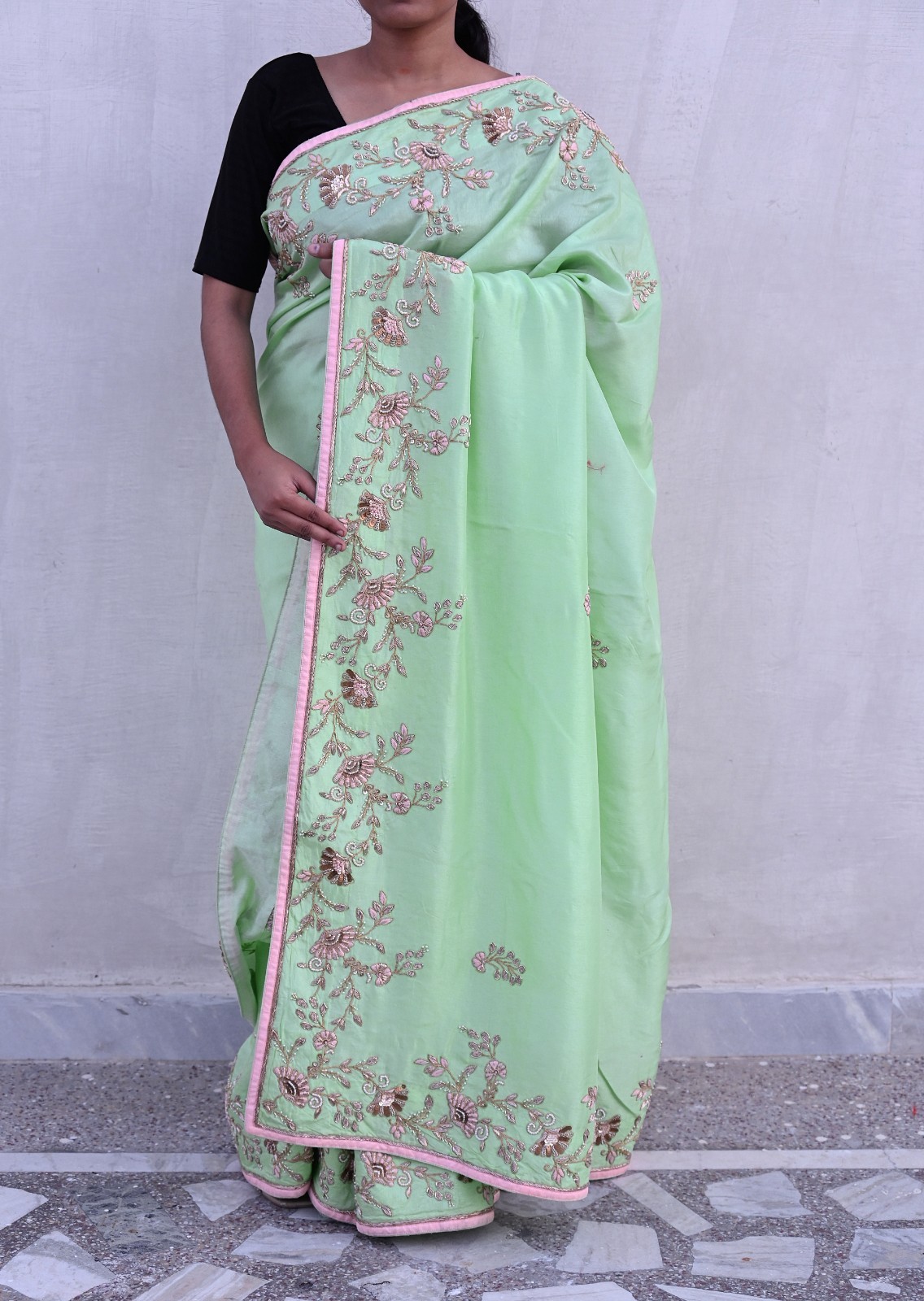 Pre-owned Sari Green Pure Chanderi Silk Hand Embroidered Anamika Khanna saree