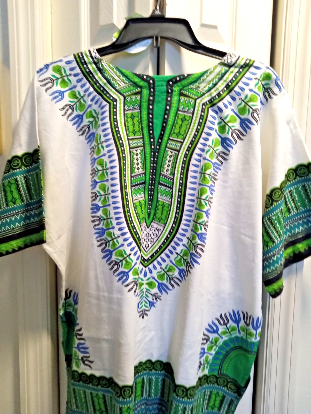 African Dashiki Top, 100 % Cotton, Unisex, Bright Green, Pockets $20