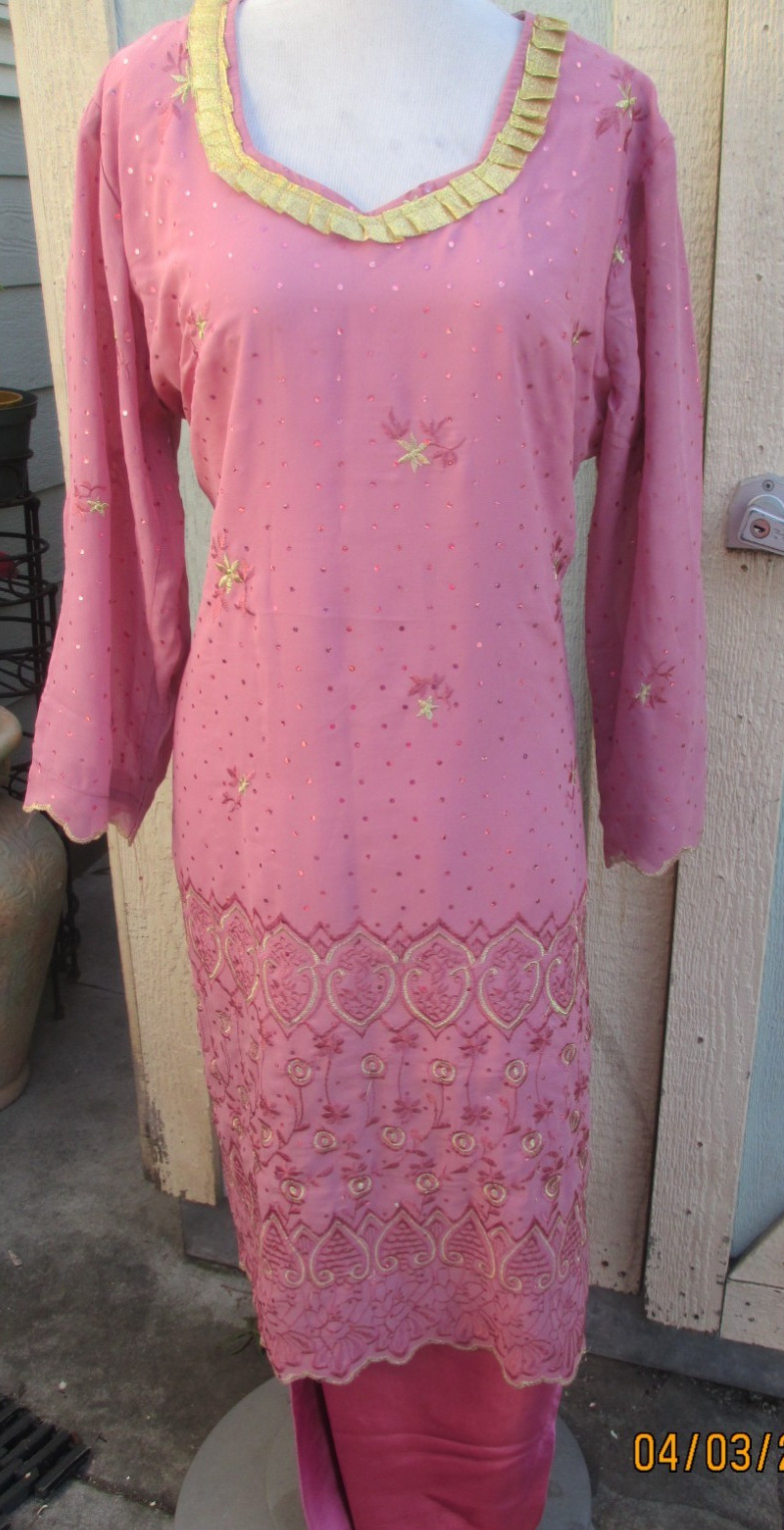 beautiful flower embroidery salwar kameez material chiffon Size XL 46