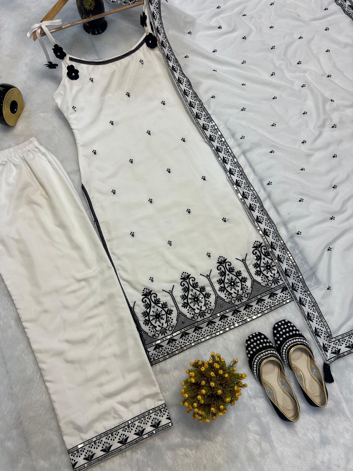 GOWN SALWAR KAMEEZ PAKISTANI INDIAN WEDDING PARTY WEAR DRESS BOLLYWOOD SUIT NEW
