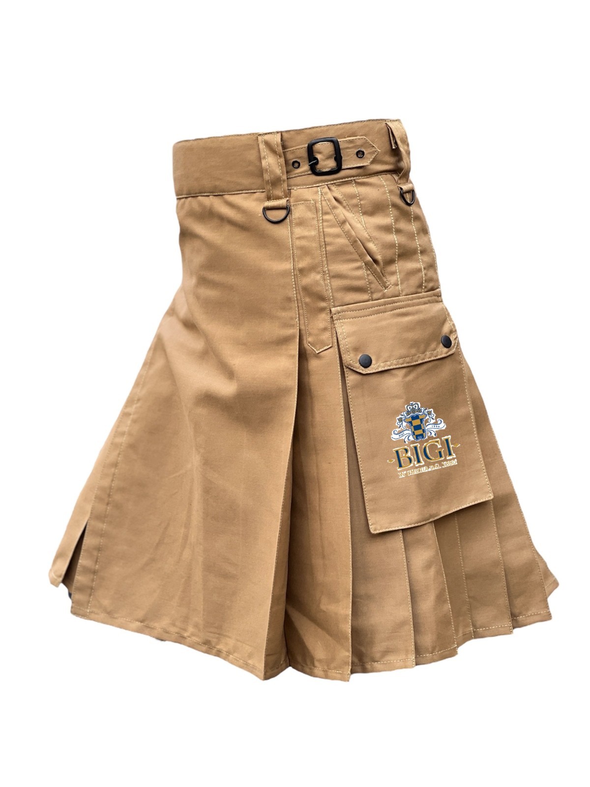 Scottish men’s khaki utility kilt, modern Highland fashion kilt,