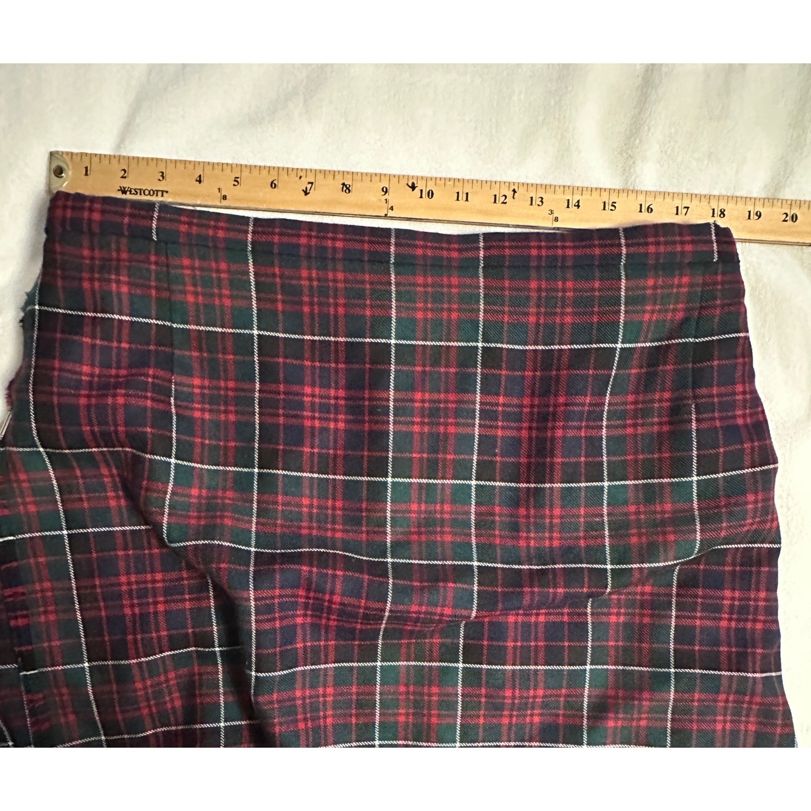 Celtic Craft Centre Scottish Wool Kilt Set Belt Scarf Garter Flashes Outlander