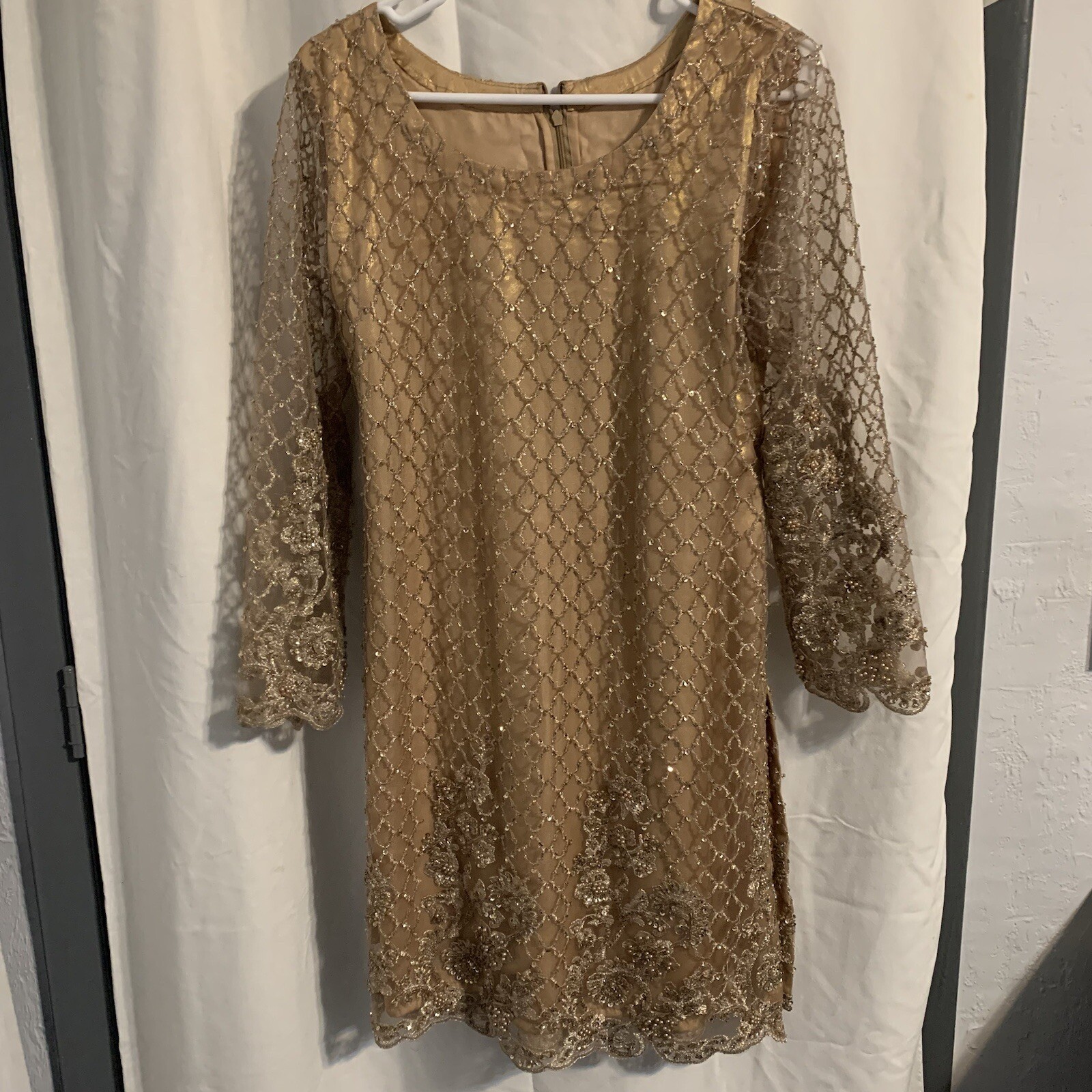 Bronze/Gold Embroidered Salwar Kameez with Palazzo Pants & Dupatta. Size S/M