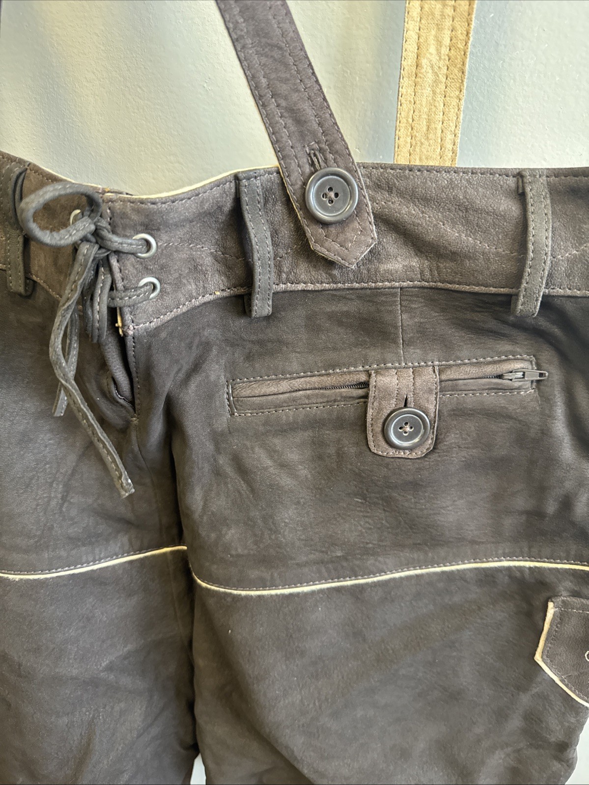 NWT Chubbies Mens Large Lederhosen Brown Suede Lamb Leather German Oktoberfest
