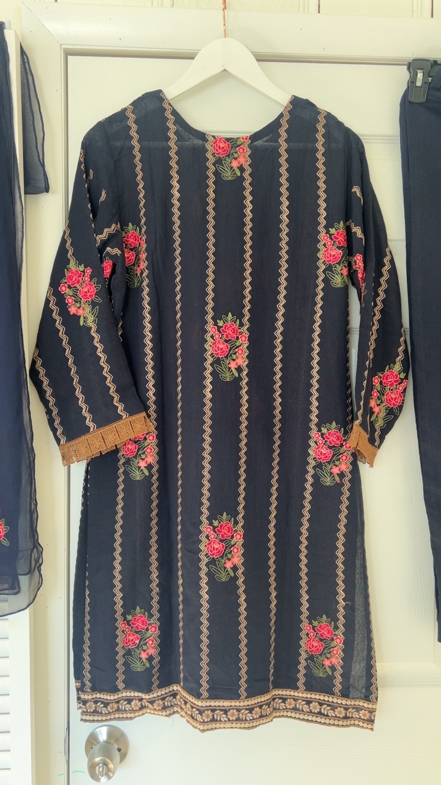 Pakistani/Indian ready to wear Bareeze shalwar kameez shalwar kurta