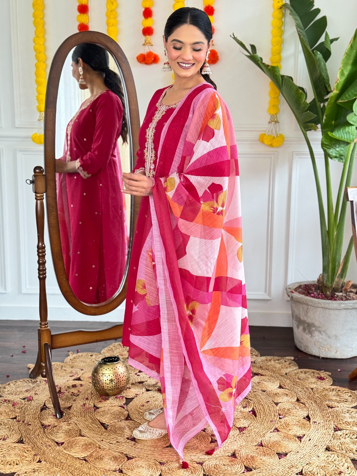 Women’ s Viscose Chanderi Embroidery Kurta with Pant & Dupatta