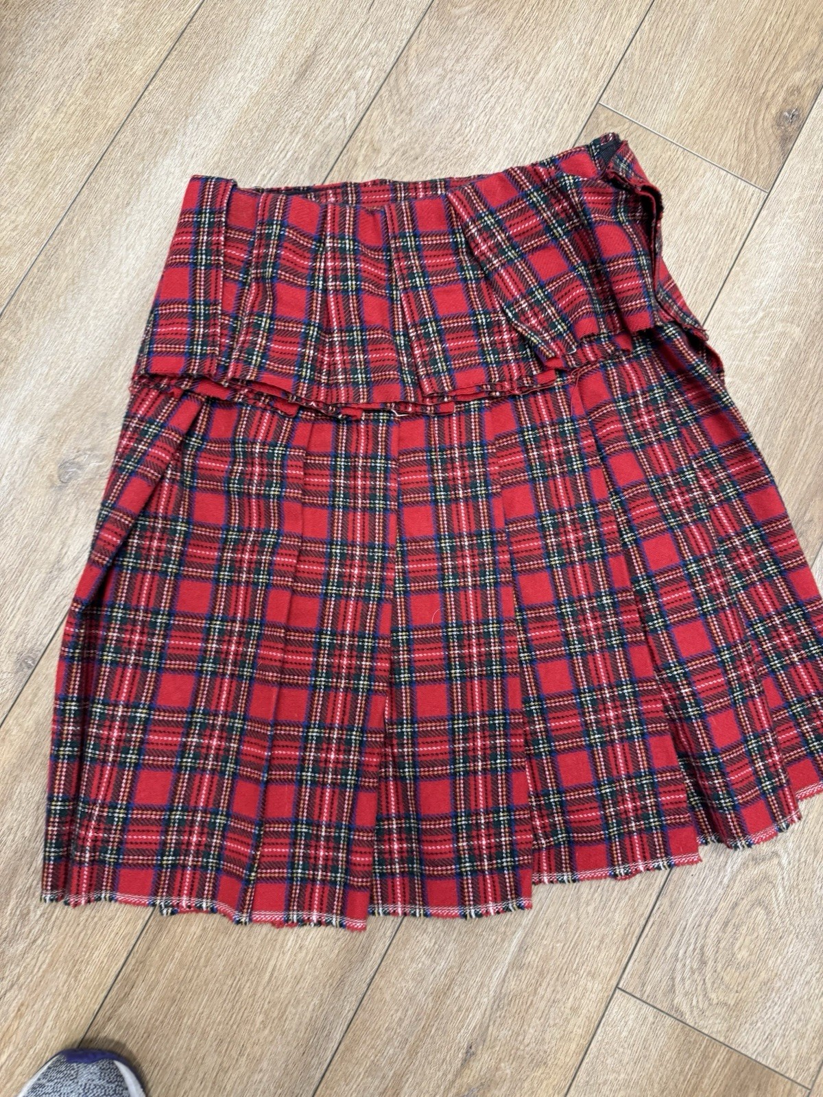 Wolfstone Kilt Company 100% Wool Scottish Classic Red Tartan Plaid Sz S 30″