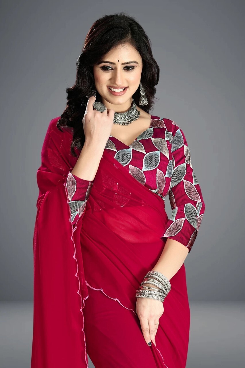 Solid/Plain Bollywood Georgette, Silk Blend Saree (Red)