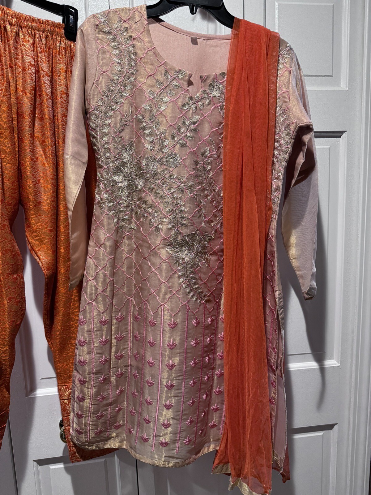 Girls Salwar Kameez Orange And Light Pink 3 Pieces Size: XS New