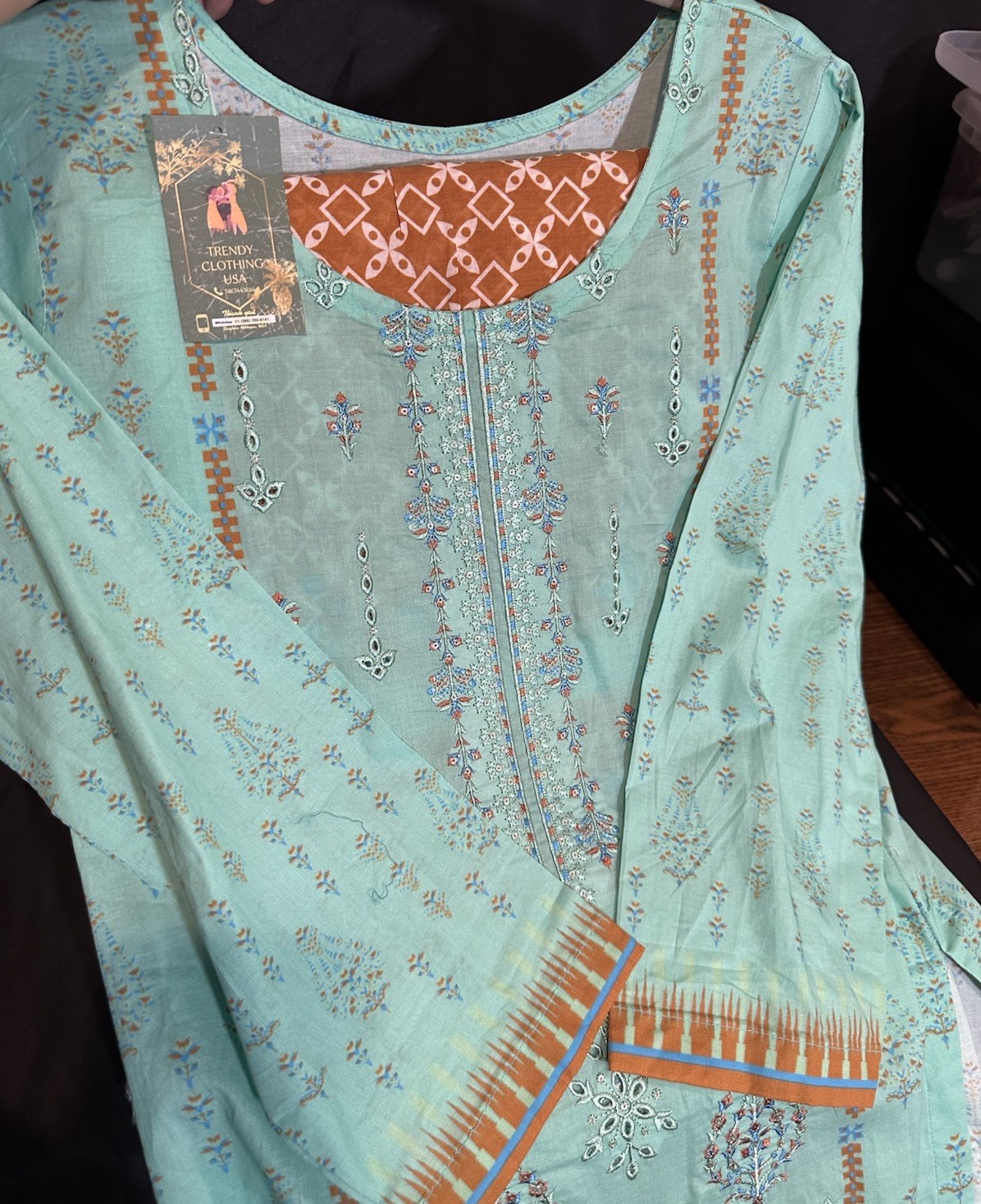 ⭐️Tailor Stitched Emb Lawn Suit On Sale- 4 PC – Inner Included -Medium Size- $35