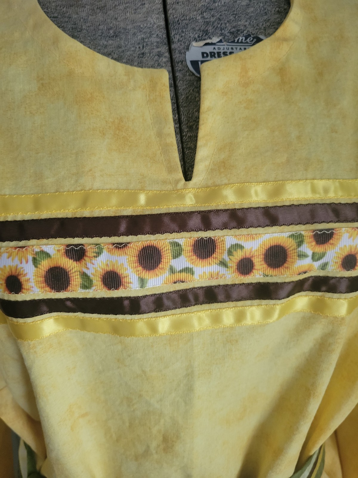 Womans sunflower ribbon skirt and shirt size M powwow regalia FREE SHIPPING