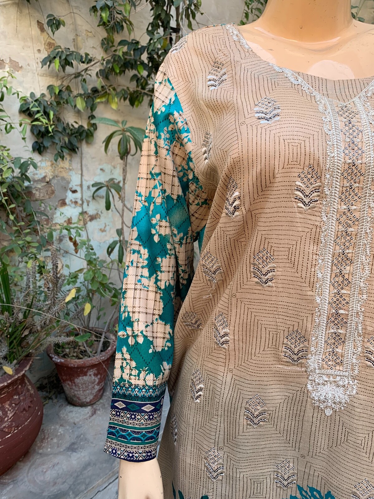 Pakistani Beige & Teal Printed Straight Shirt 3-PCS Lawn Suit w/ Threadwork ,L