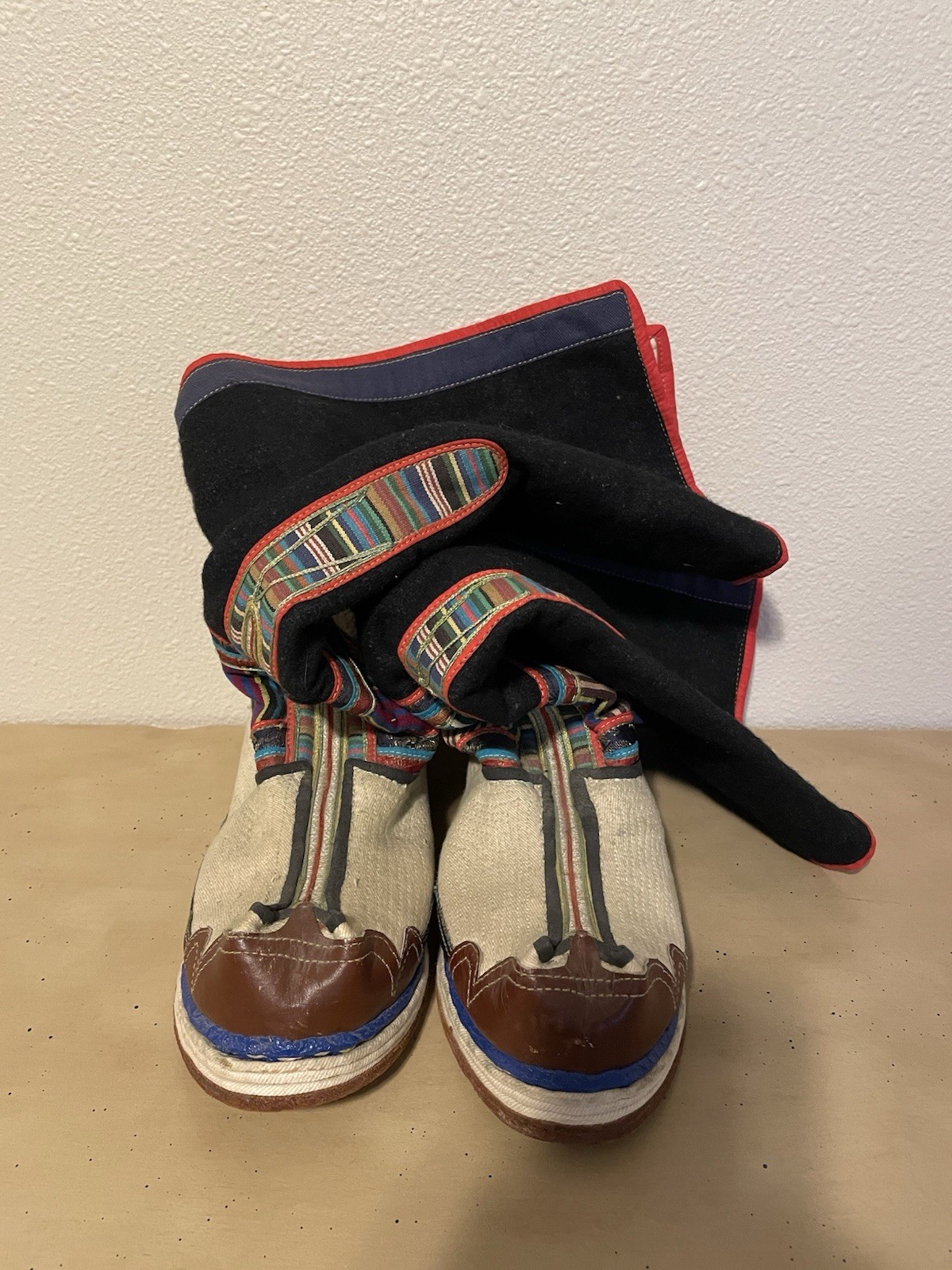 Vintage Mongolian Tibetan Tribal Handmade Wool Felt Leather Snow Boots 12