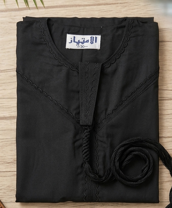 Traditional Boys’ Emirati Thobe (Jubba) with a Tarboush ثوب إماراتي للأطفال