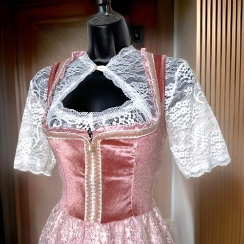 New XL White Lace Dirndl Blouse High Keyhole Neck Vneck Top Shirt Oktoberfest