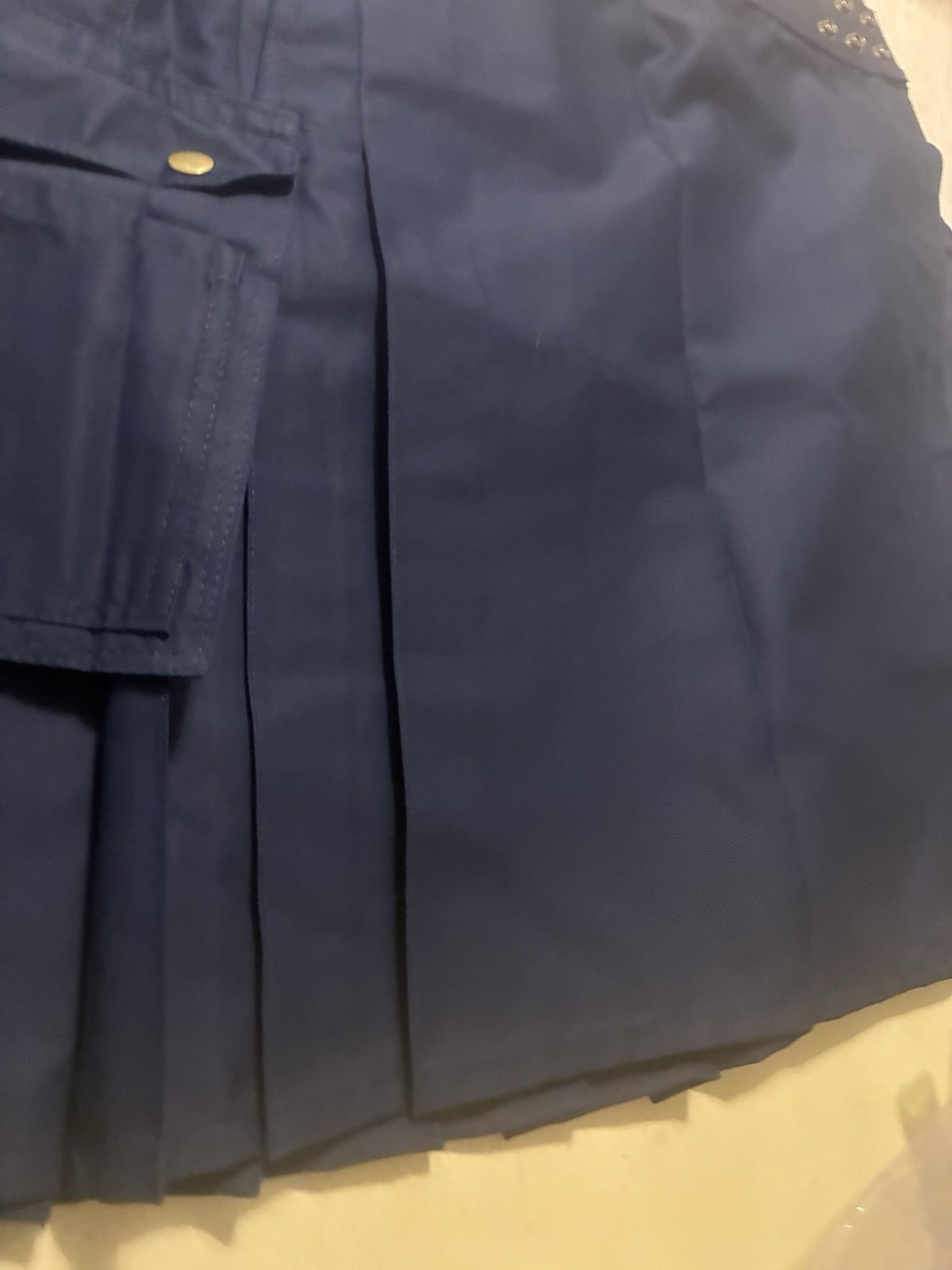 Highland Red stone Men’s Utility Kilt/ Brand New With Tag/ Size Med / Blue