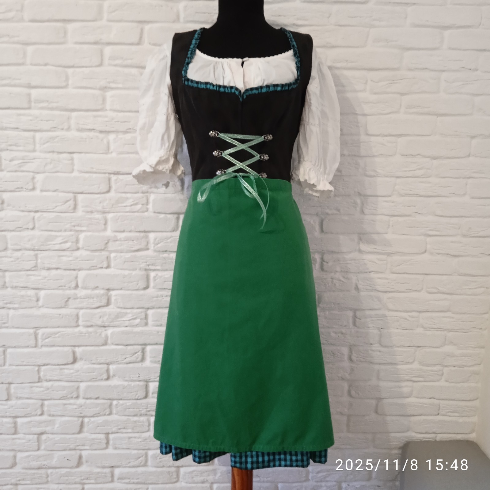 Landhaus Tyrol Dirndl Oktoberfest Dress Size EU 38 and white blouse