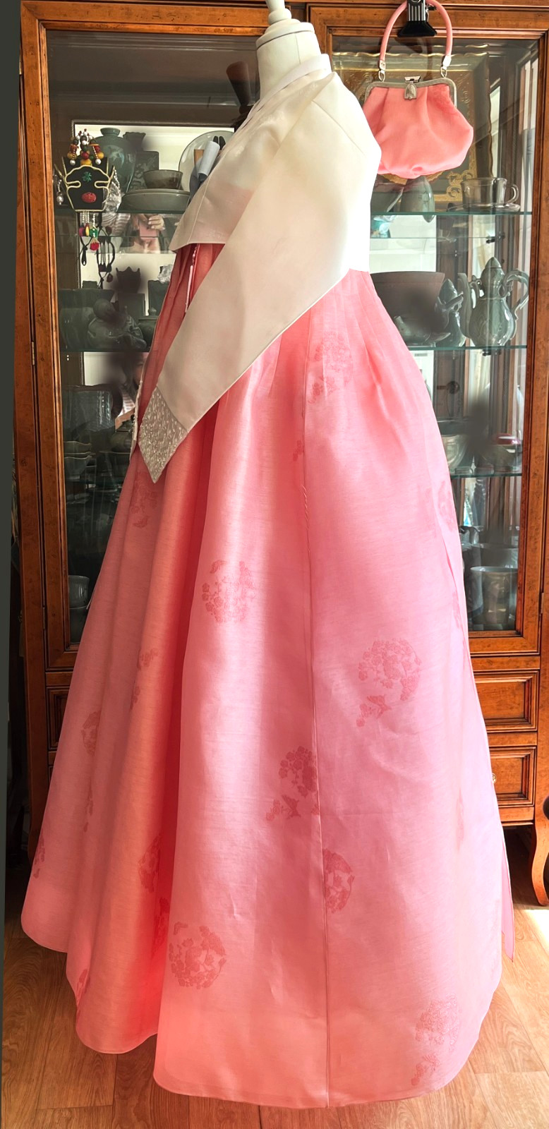 Premium Silk Traditional Korean Hanbok Dress 6pc Set – White & Peach, Tall Fit