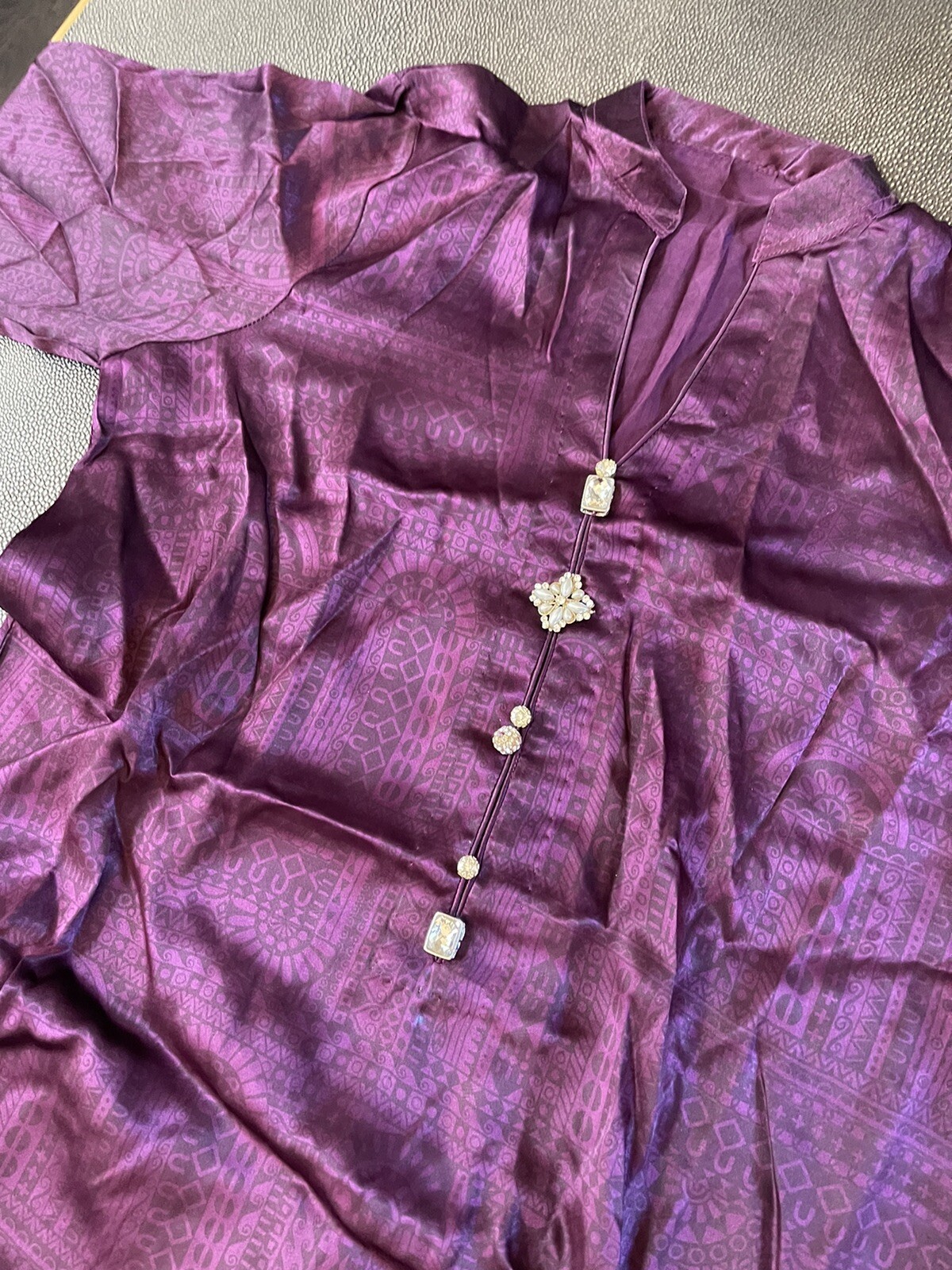 indian pakistani salwar kameez Kurta Plum Purple Button Embellished Stones MED