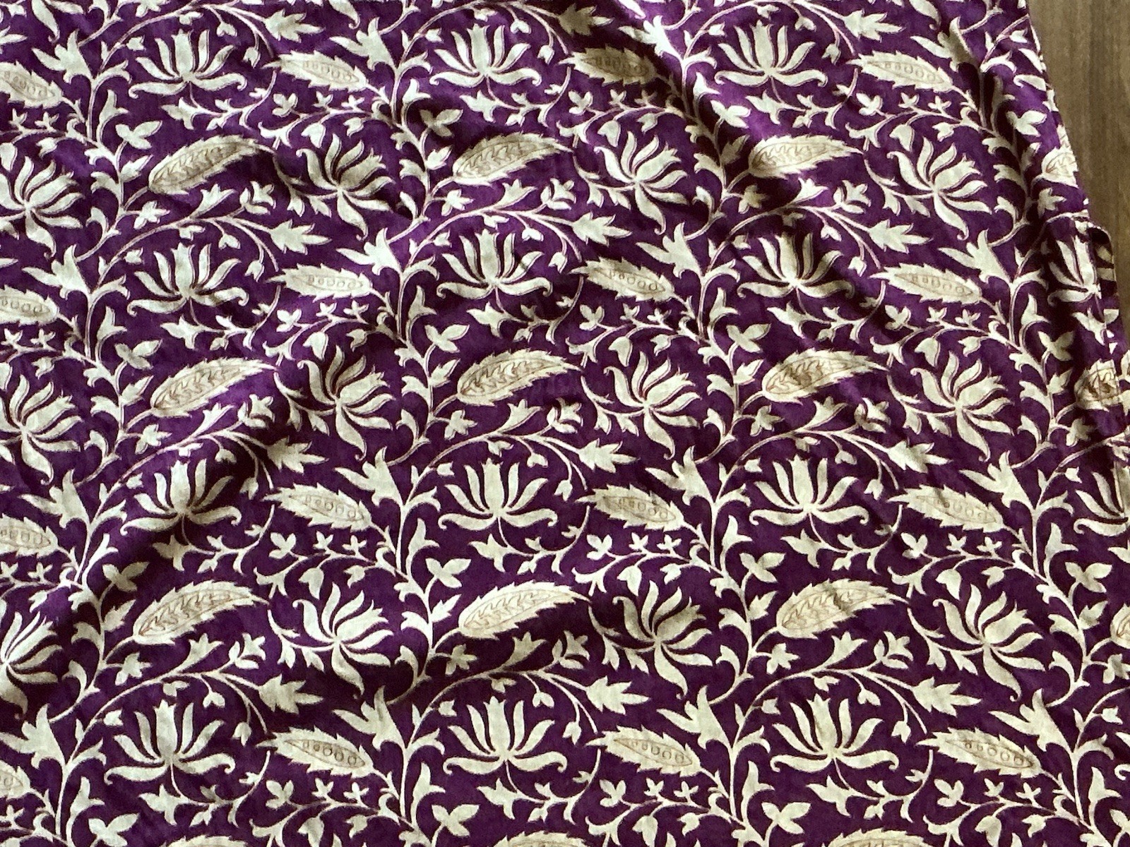 Polyester Crepe Flower Floral Purple Indian Kurta Kurti Top, 33” Long 46” Bust
