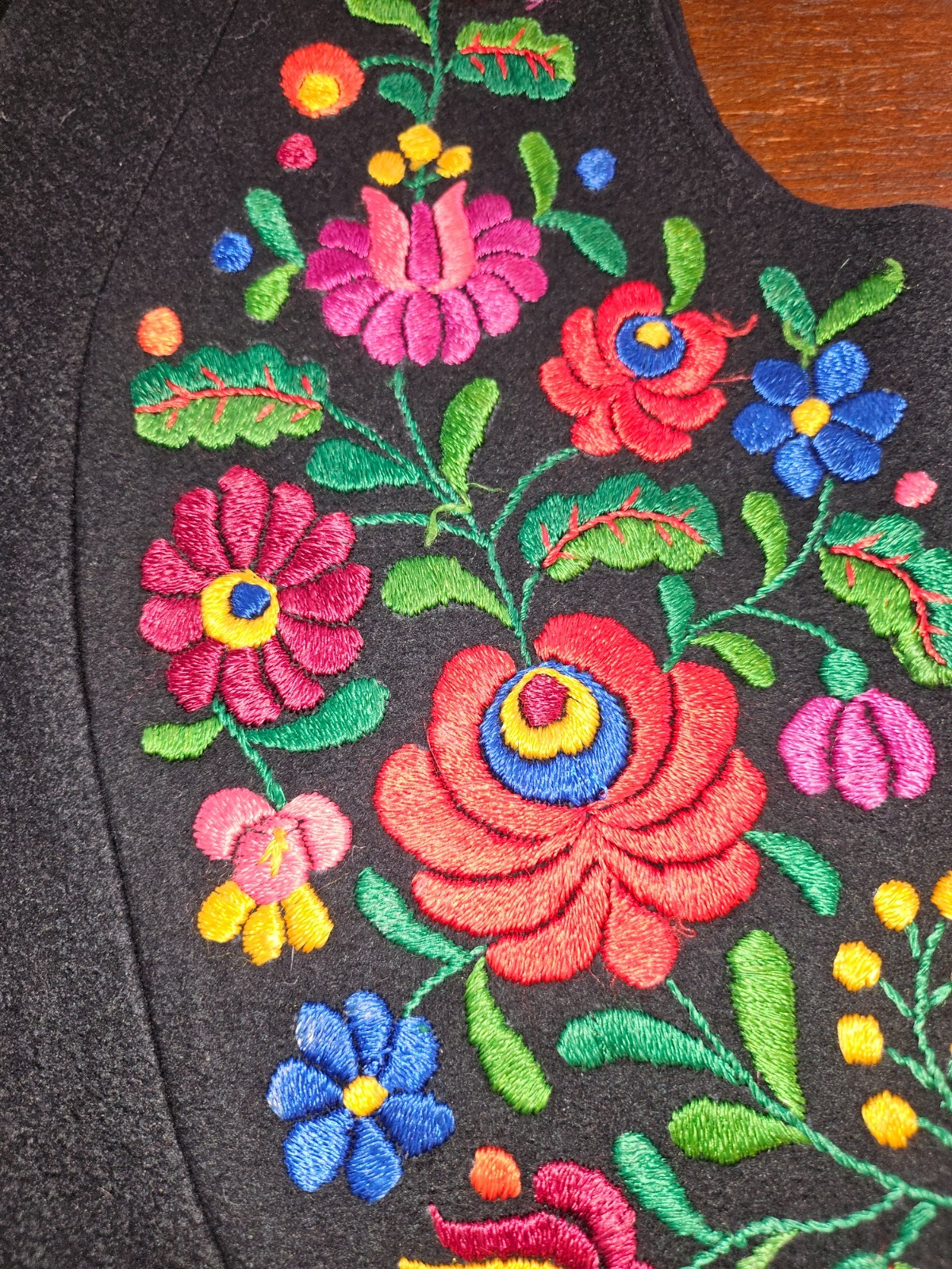 Vintage Black Wool Felt Paprika Flor Hand-Embroidered Hungarian Matyo Art Vest