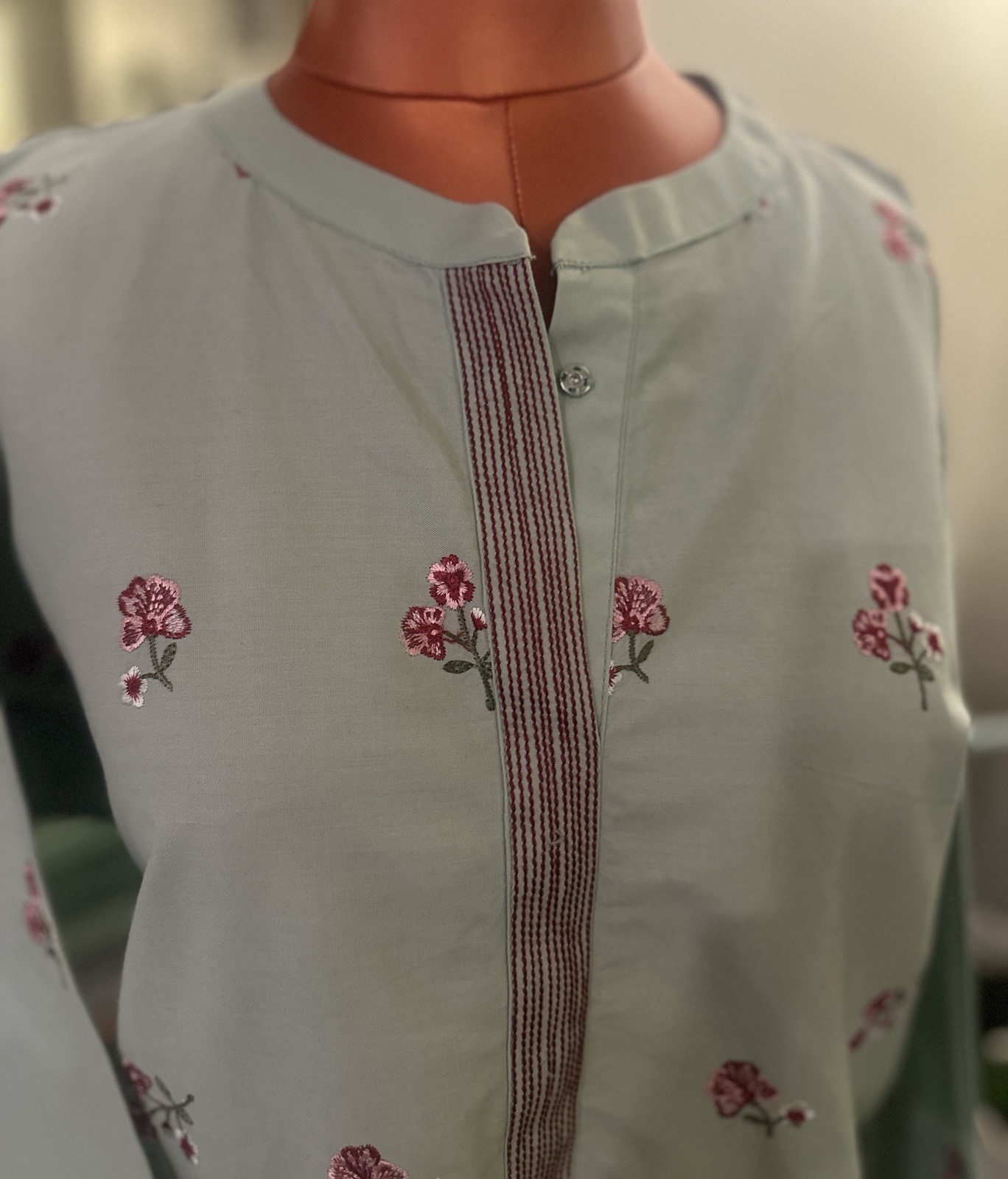 Light Pistachio Green Floral Print Long Sleeve women’s top/Kurti Traditional