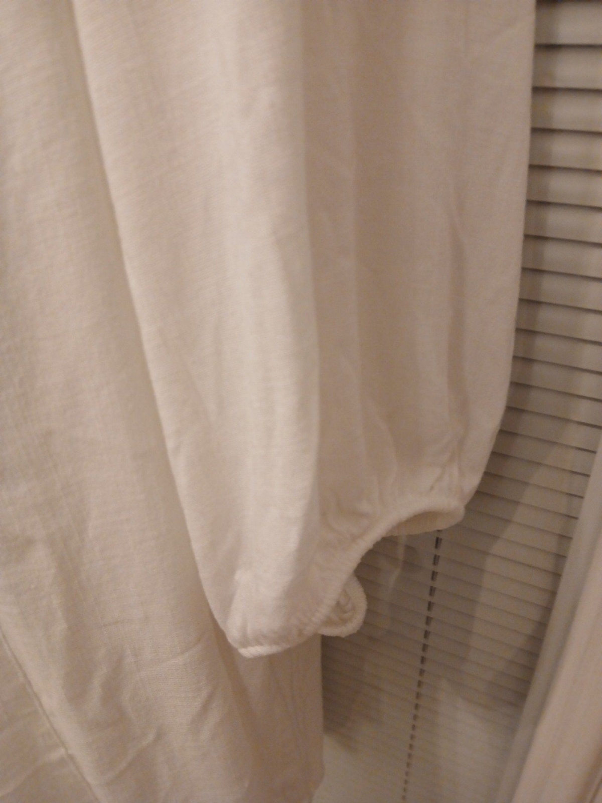 Torrid white cotton/ rayon blouse women size 3/ 3X