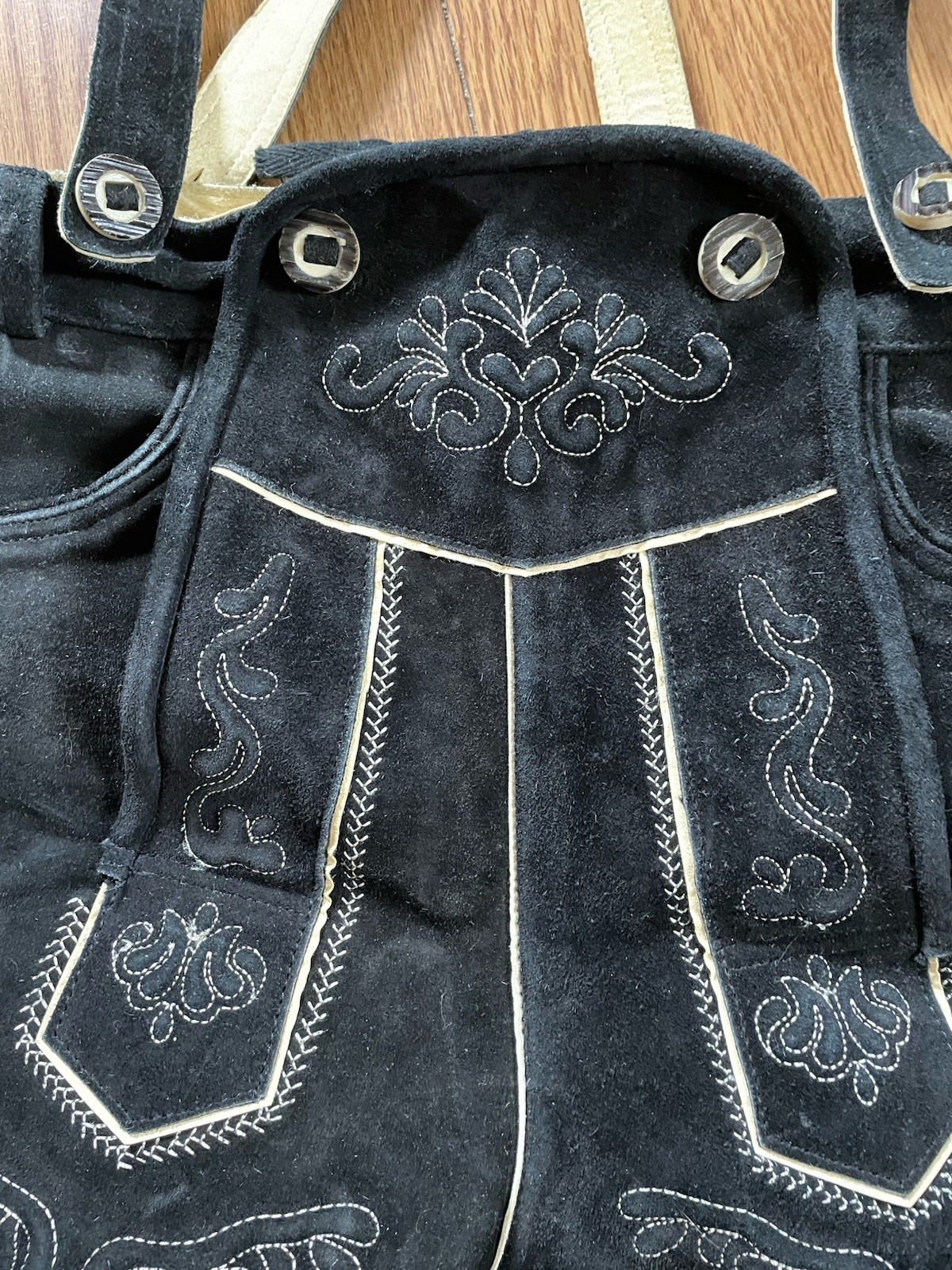 NEW Authentic Bavarian Oktoberfest Lederhosen BLACK FOREST GERMAN Size 30 Mens