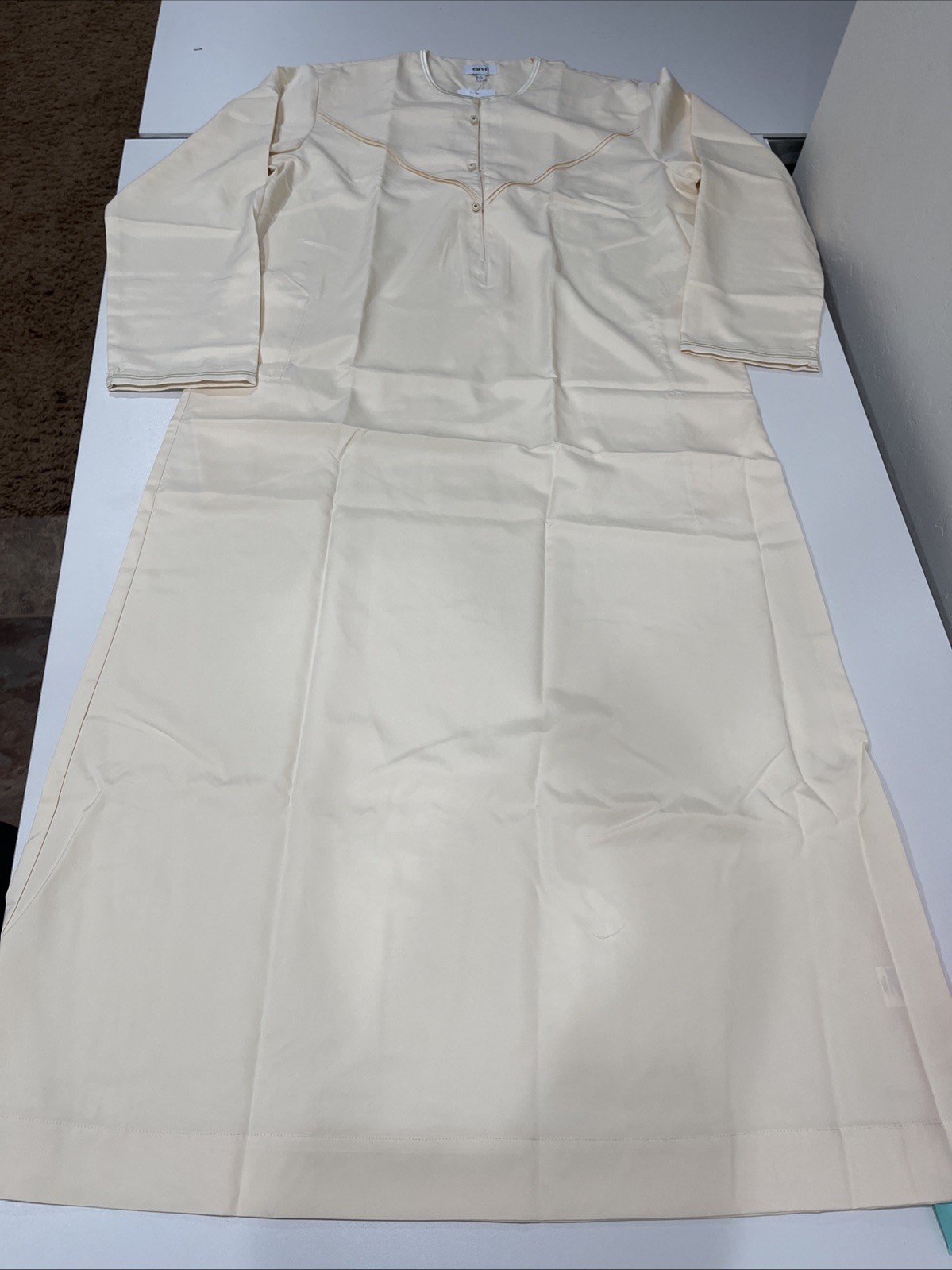 Cave Pearled Ivory Emirati Thobe 56” L