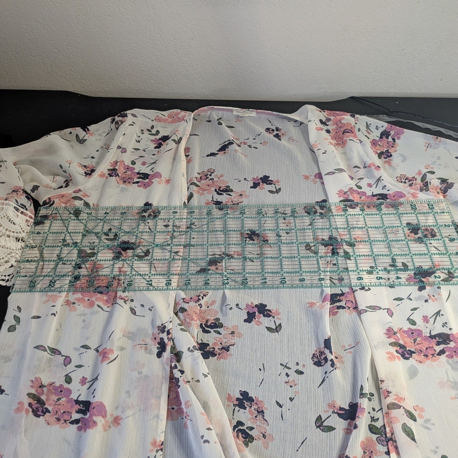 Mason & Belle Boho White Floral Sheer Chiffon Lace Kimono L