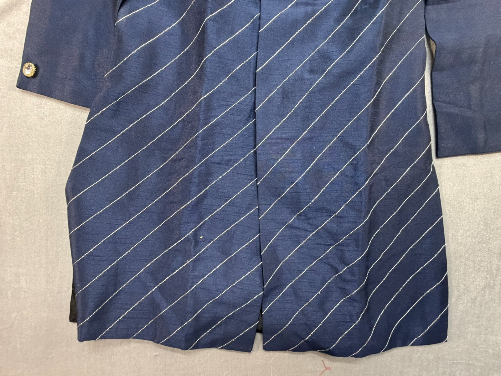 New Navy Blue South Asian Kurta Size 32 Gold Buttons
