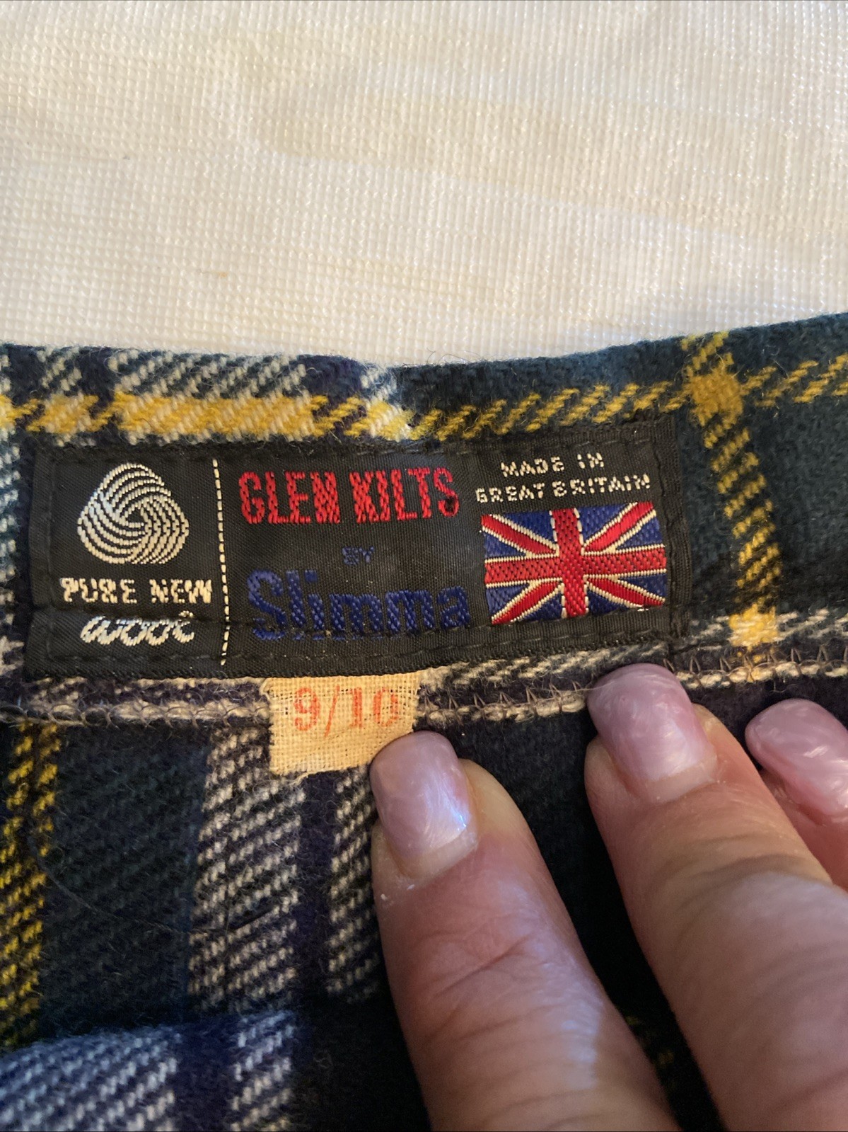 Vtg GLEN KILTS Slimma Wool Scottish Clan Gordon Tartan Plaid Kilt Skirt Sz 9 10