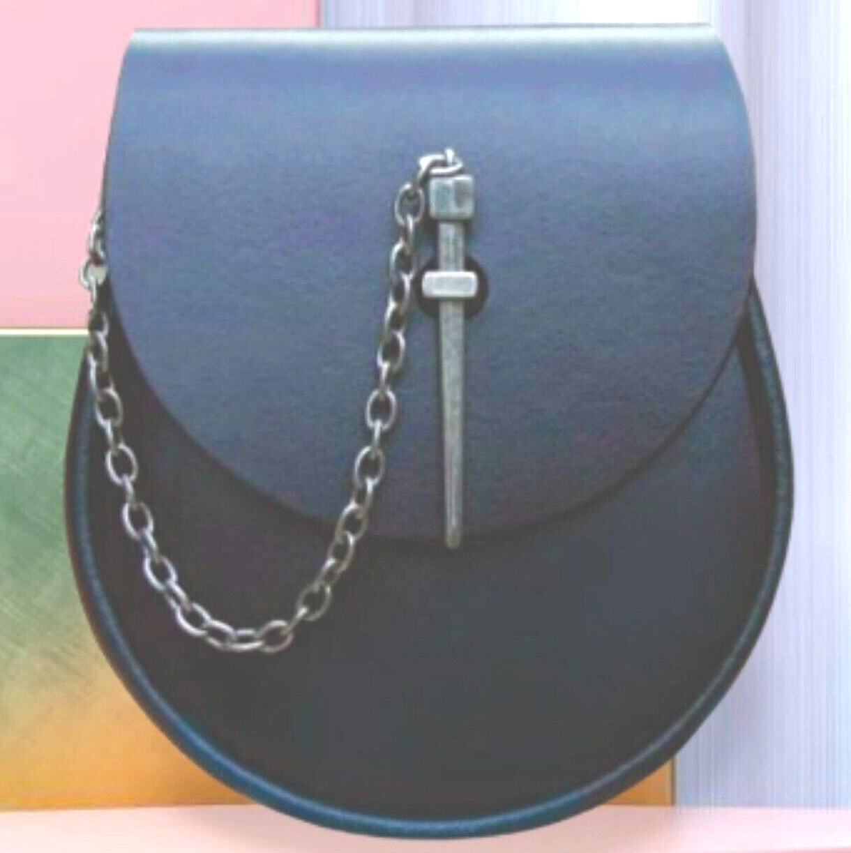 Grand-REAL LEATHER SPORRAN:Top Grade Leather-Dashing Drop Pin Lock Closure