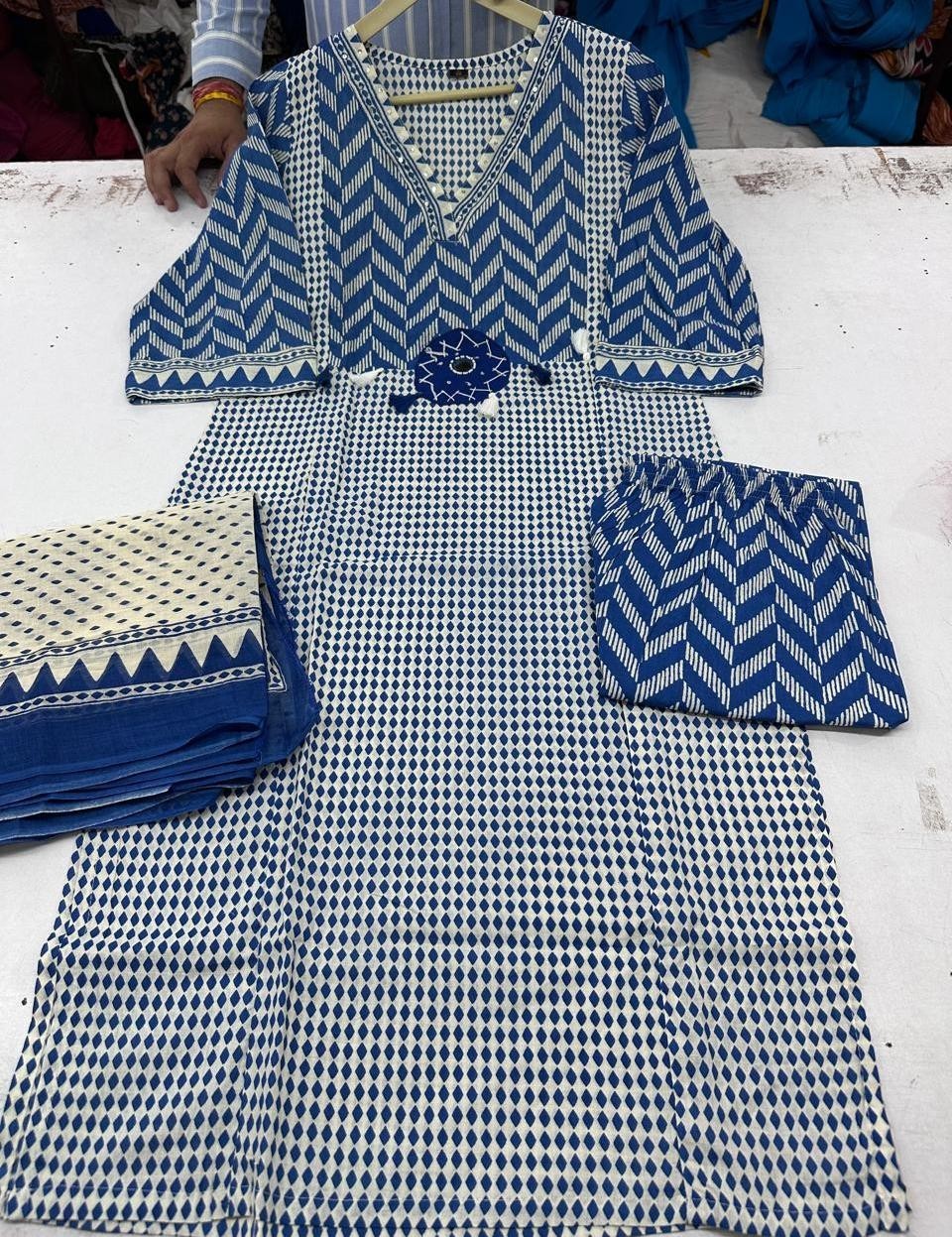 Indian Pakistani Heavy Cotton Kurta Set Women Party Wear Kurti Pant Dupatta Set