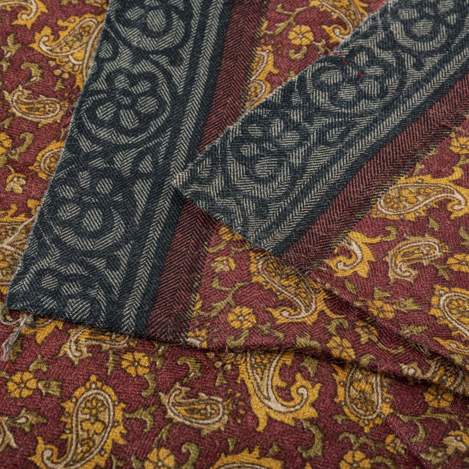 Sanskriti Vintage Red Pure Woolen Saree Paisley Print Sari 5Yd Soft Craft Fabric