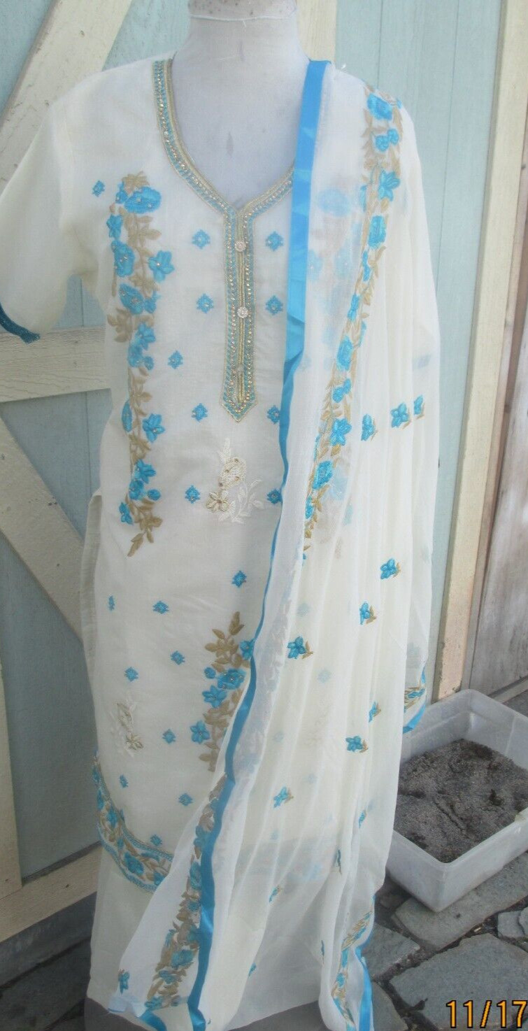 beautiful folwar embroidery salwa kameez material cotton slik Size XL 44